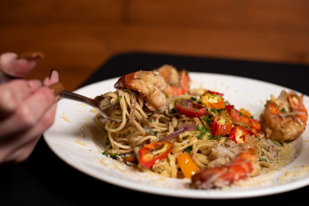 bon vinos shrimp scampi (6)